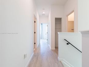 1837 Lake Cove Dr, Lake Worth FL 33460