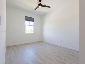 1837 Lake Cove Dr, Lake Worth FL 33460