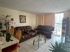 1800 NW 24th Ave 208, Miami FL 33125