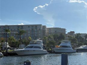 1800 NW 24th Ave 208, Miami FL 33125