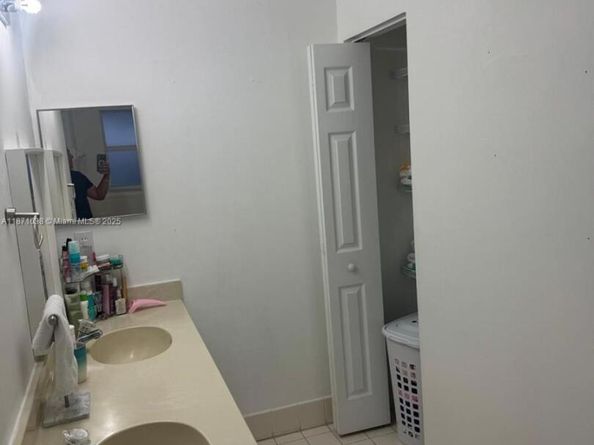 17384 SW 138 Ct, Miami FL 33177