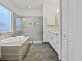 1126 SW 113th Way, Pembroke Pines FL 33025