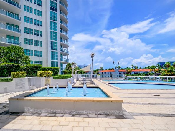 3131 NE 188th St 1808, Aventura FL 33180