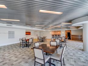 3131 NE 188th St 1808, Aventura FL 33180