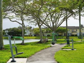 3334 NE 3rd Dr, Homestead FL 33033