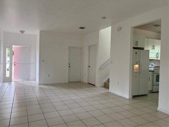 3334 NE 3rd Dr, Homestead FL 33033