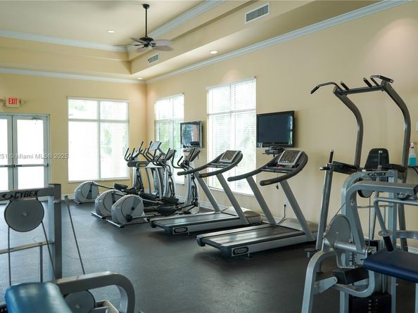 3334 NE 3rd Dr, Homestead FL 33033