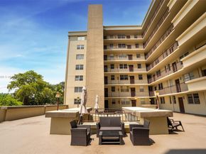 1811 Jefferson St 601, Hollywood FL 33020