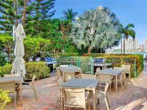 17800 N Bay Rd 605, Sunny Isles Beach FL 33160