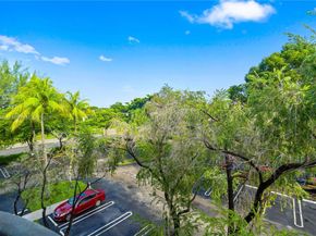 2701 Riverside Dr 413B, Coral Springs FL 33065