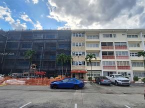 215 SE 3rd Ave 202D, Hallandale Beach FL 33009