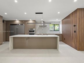 2180 NE 190th Ter, Miami FL 33179