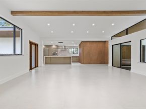 2180 NE 190th Ter, Miami FL 33179