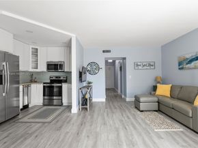 1967 S Ocean Blvd 327D, Lauderdale By The Sea FL 33062