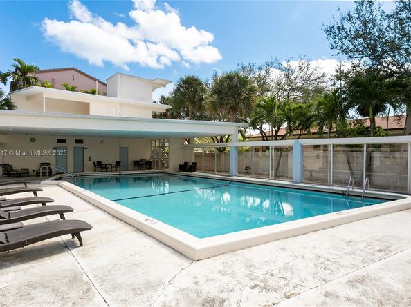 1967 S Ocean Blvd 327D, Lauderdale By The Sea FL 33062
