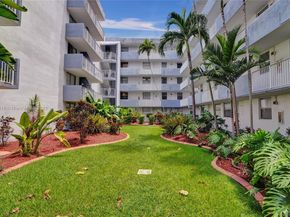 1801 S Treasure Dr 329, North Bay Village FL 33141