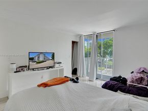 1801 S Treasure Dr 329, North Bay Village FL 33141