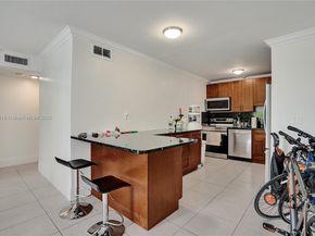 1801 S Treasure Dr 329, North Bay Village FL 33141