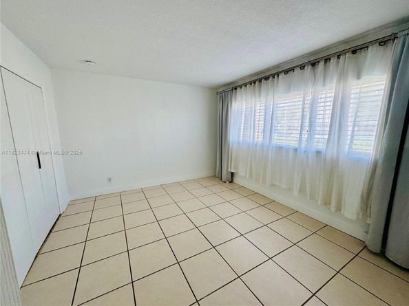 1420 Atlantic Shores Blvd 130, Hallandale Beach FL 33009