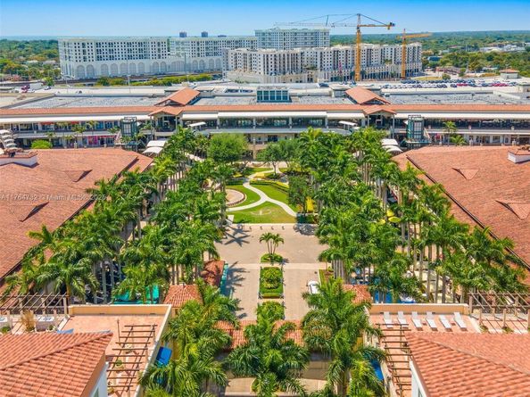 3916 Granada Blvd, Coral Gables FL 33134