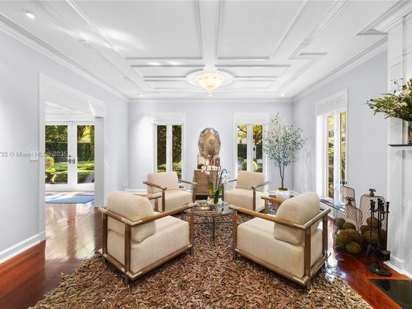 3916 Granada Blvd, Coral Gables FL 33134