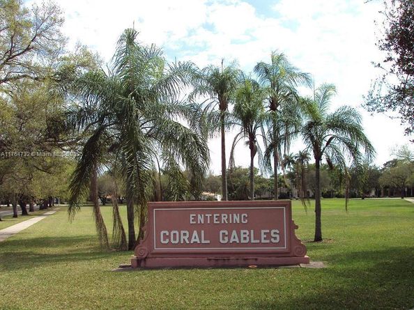 3916 Granada Blvd, Coral Gables FL 33134