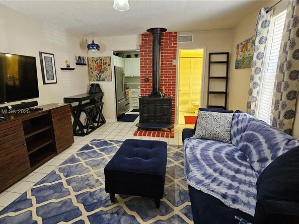 3025 Mary St 12, Miami FL 33133