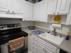 3025 Mary St 12, Miami FL 33133