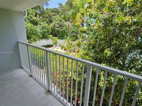 3025 Mary St 12, Miami FL 33133