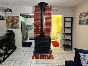 3025 Mary St 12, Miami FL 33133