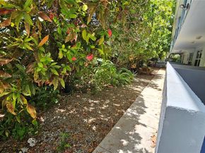 3025 Mary St 12, Miami FL 33133