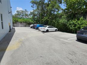 3025 Mary St 12, Miami FL 33133