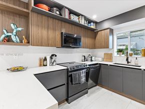 228 SW 25th Rd, Miami FL 33129