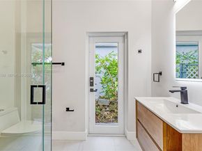 228 SW 25th Rd, Miami FL 33129