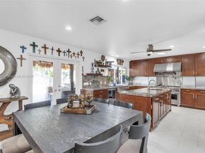 2108 NE 124th St, North Miami FL 33181