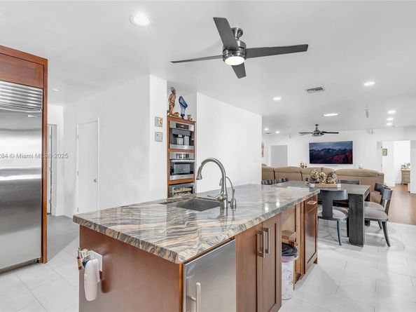 2108 NE 124th St, North Miami FL 33181