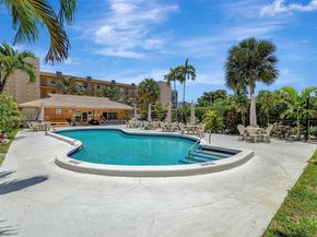 2145 Pierce St 326, Hollywood FL 33020