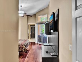 457 Cambridge Dr, Weston FL 33326
