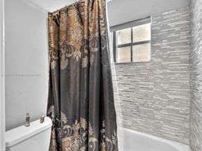 457 Cambridge Dr, Weston FL 33326