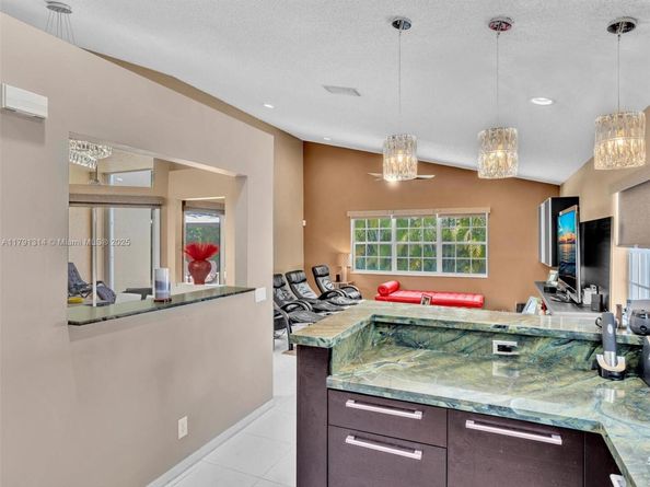 457 Cambridge Dr, Weston FL 33326