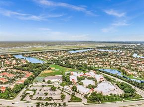 457 Cambridge Dr, Weston FL 33326