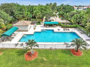 457 Cambridge Dr, Weston FL 33326