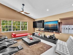 457 Cambridge Dr, Weston FL 33326