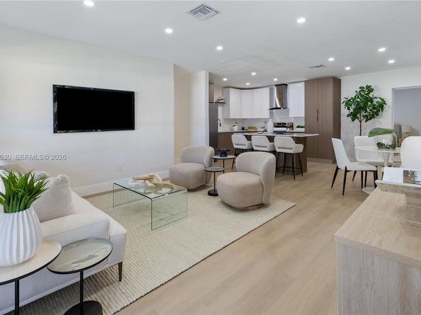 12620 SW 188th Ter, Miami FL 33177