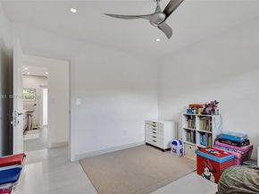 2126 NE 187th St, North Miami Beach FL 33179