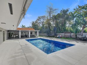 2126 NE 187th St, North Miami Beach FL 33179