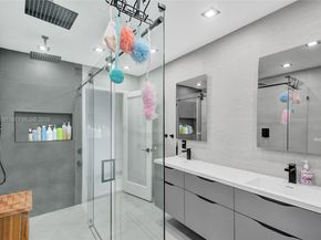 2126 NE 187th St, North Miami Beach FL 33179