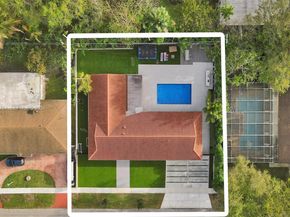 2126 NE 187th St, North Miami Beach FL 33179