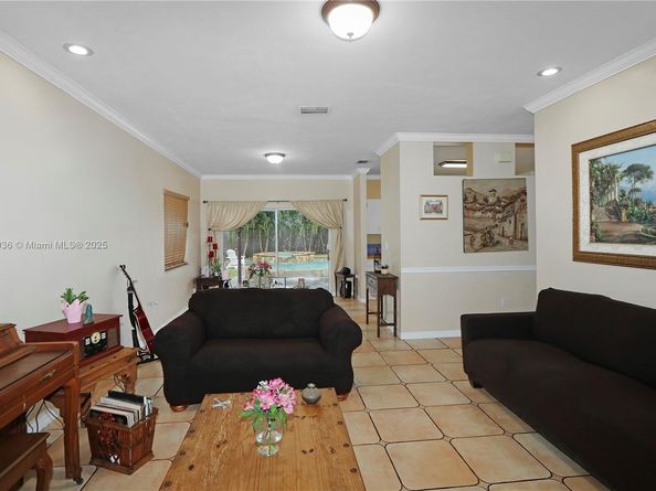 14723 SW 142nd St, Miami FL 33196