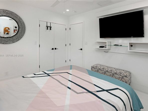1220 Azalea Cres, Hollywood FL 33019